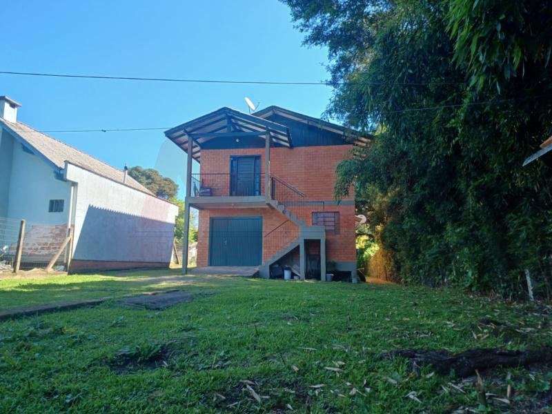 CASA 2 DORMITÓRIOS